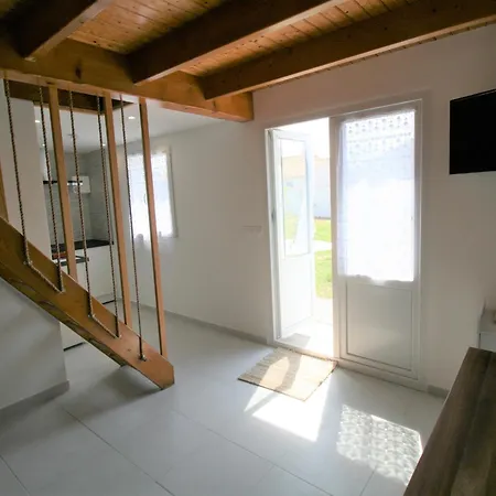 Renove 2/3 Pers, Jardin Commun, 750m Plage, 850m Centre-ville - Fr-1-22-350 Feriehus